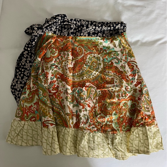 Urban Outfitters Toni Wrap Mini Skirt - Picture 5 of 5